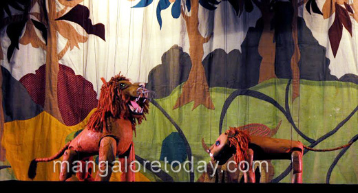 puppet show 4